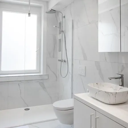 Bellavista Luxe With Leie View Daire