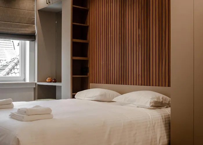 Bellavista Luxe With Leie View